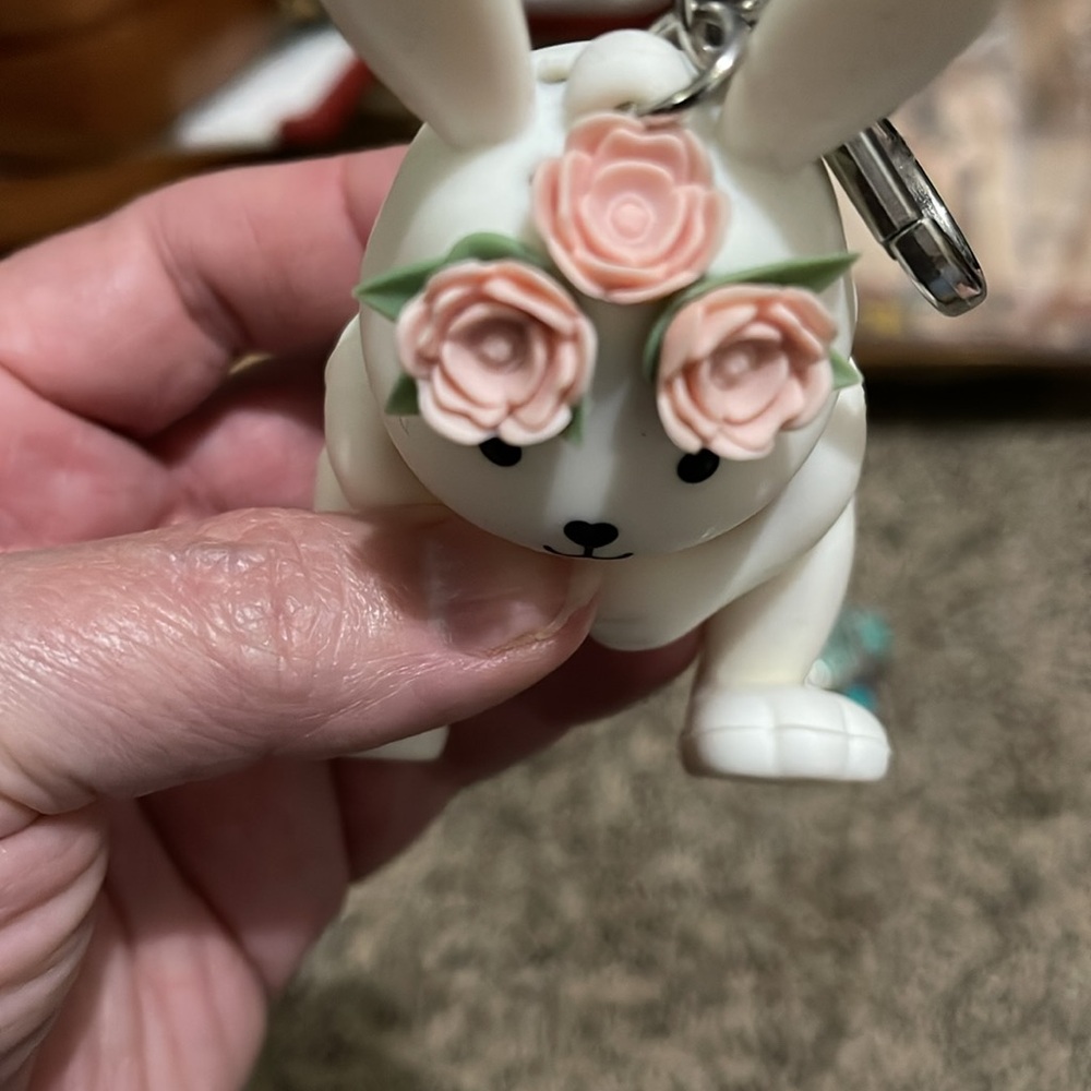Bath & Body Works White Bunny PocketBac Holder with Pink Rose Crown - Picture 3 of 4